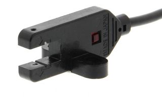 OMRON INDUSTRIAL AUTOMATION EE-SX772P Photoelectric Sensor, PNP Open Collector, 5 mm, 50 mA, 5 V to 24 V