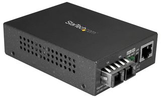 STARTECH MCMGBSCMM055 Multi-Mode SC Fiber Media Converter, 5V/2A Out, 10/100Mbps, 1Gbps, RJ45 x 1, Duplex Fibre SC x 1