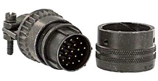 AMPHENOL INDUSTRIAL PT06A14-19P(SR) CIRCULAR CONNECTOR PLUG SIZE 14, 19 POSI